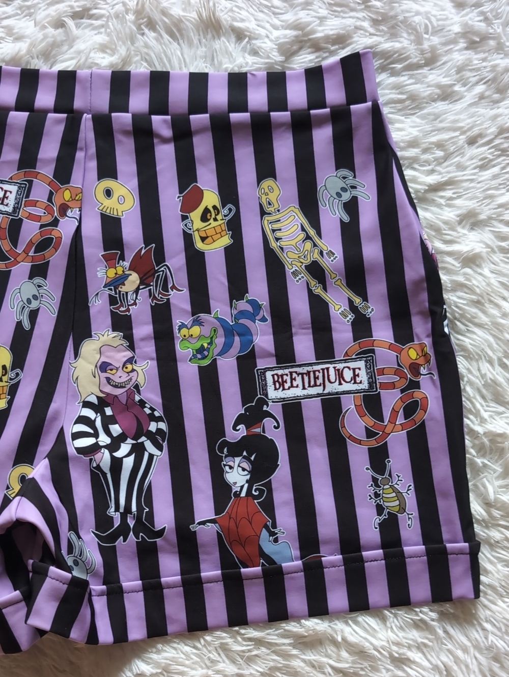 Blackmilk Beetlejuice It's Showtime Purple & Black Striped Cuffed Shorts XL - Picture 8 of 13